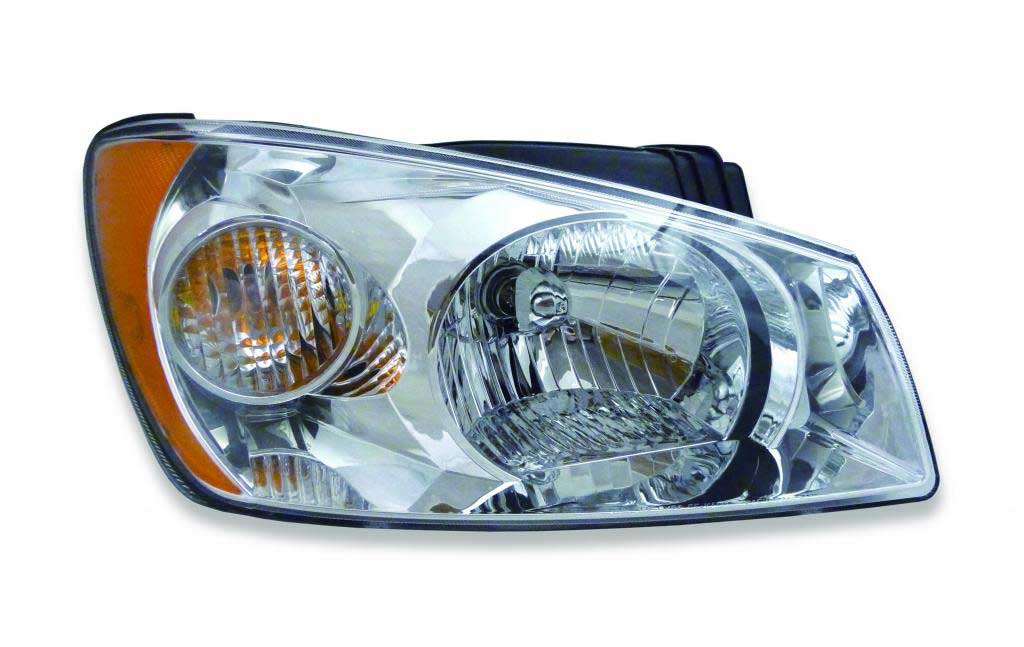 The SM700-TP on display will produce 2-cavity automotive lens.